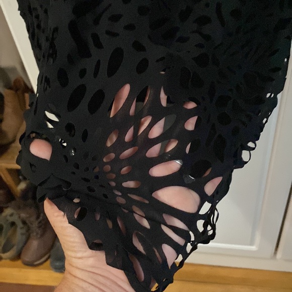 Beautiful blouse - Picture 3 of 8